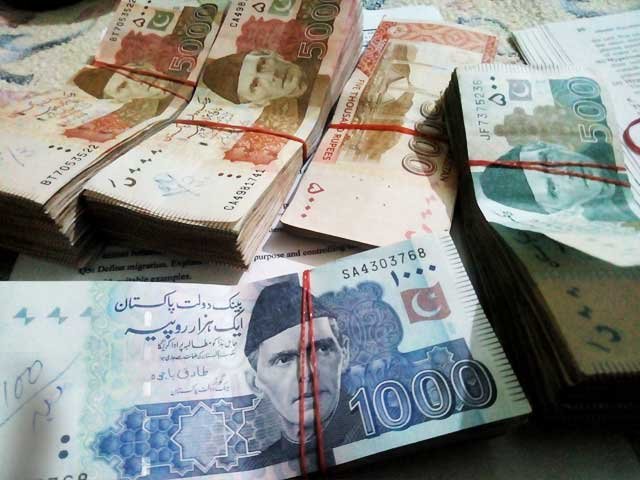 توانائی کا شعبہ بحران کا شکار، گردشی قرضہ 5 ہزار 206 ارب روپے کی خطرناک سطح پر پہنچ گیا