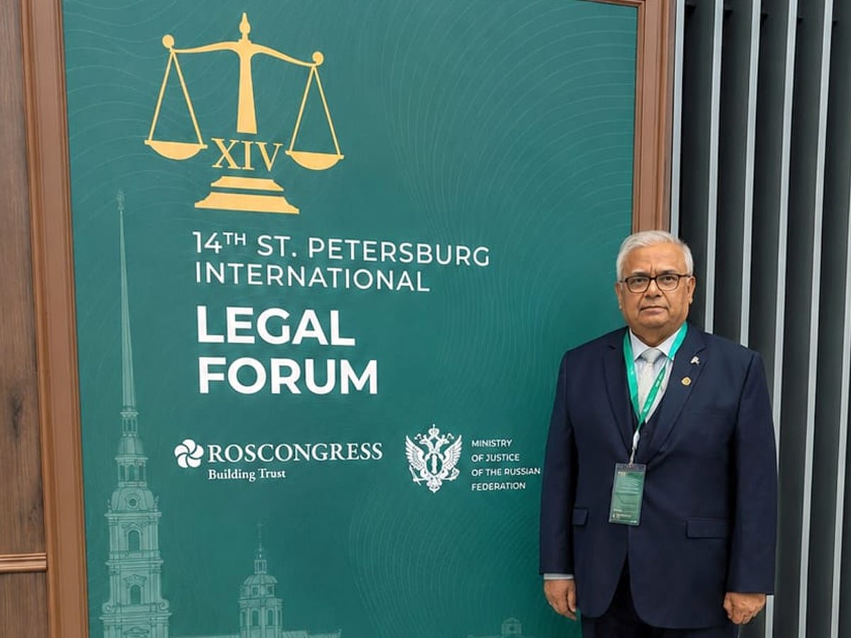 چیف جسٹس وفاقی آئینی عدالت کی روس میں عالمی قانونی فورم میں پاکستان کی نمائندگی