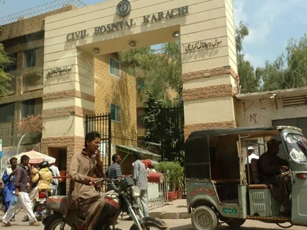 کراچی: سول اسپتال کی ایمرجنسی میں 100 بستروں تک توسیع