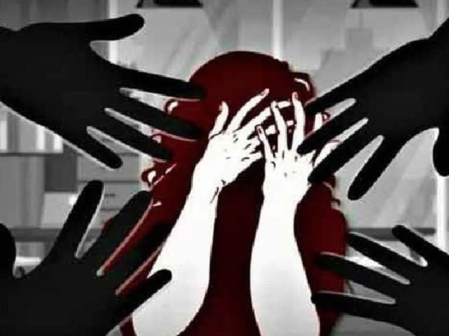 راولپنڈی میں دو افراد کی گھر میں گھس کر خاتون سے مبینہ زیادتی، تیسرا ویڈیو بناتا رہا