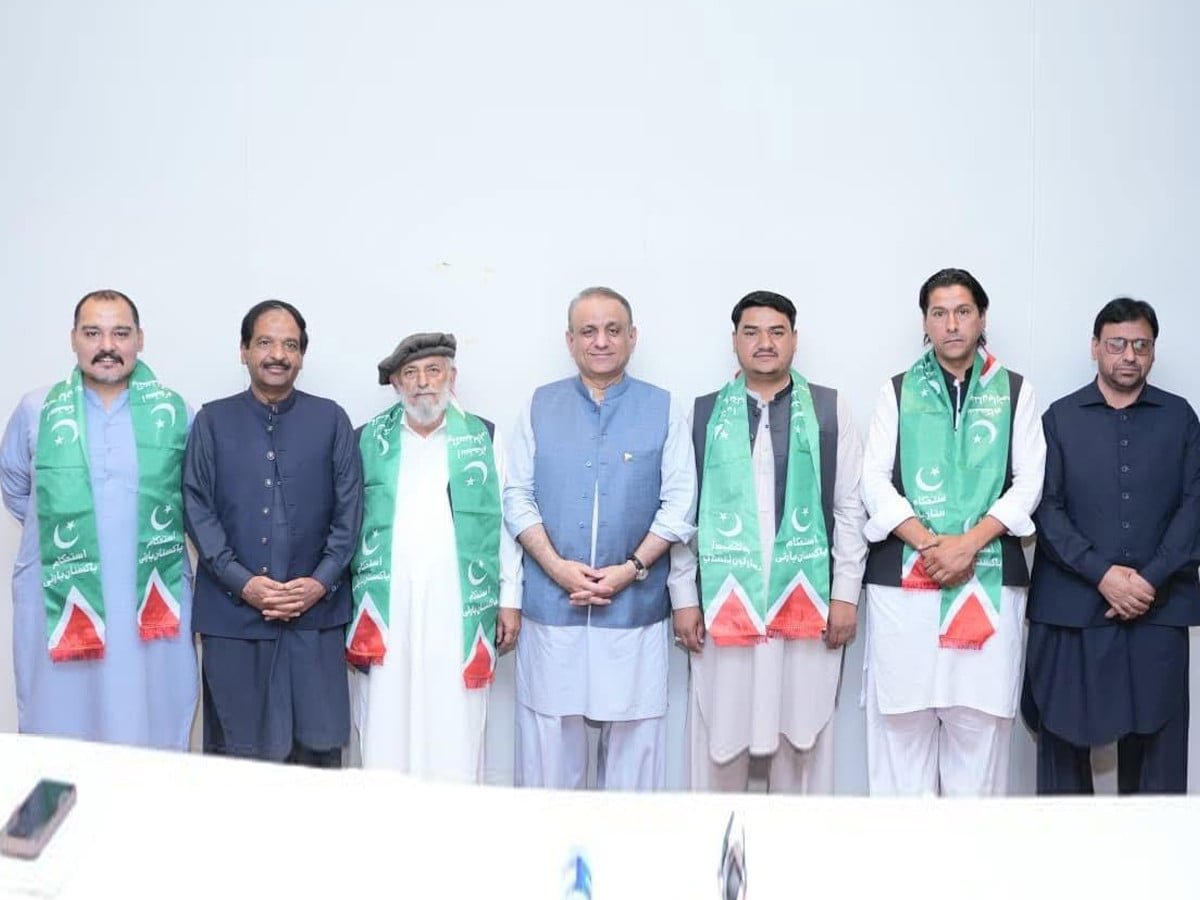 گلگت بلتستان میں حکومت سازی کا معاملہ دلچسپ موڑ میں داخل، آزاد امیدوار استحکام پارٹی میں شامل