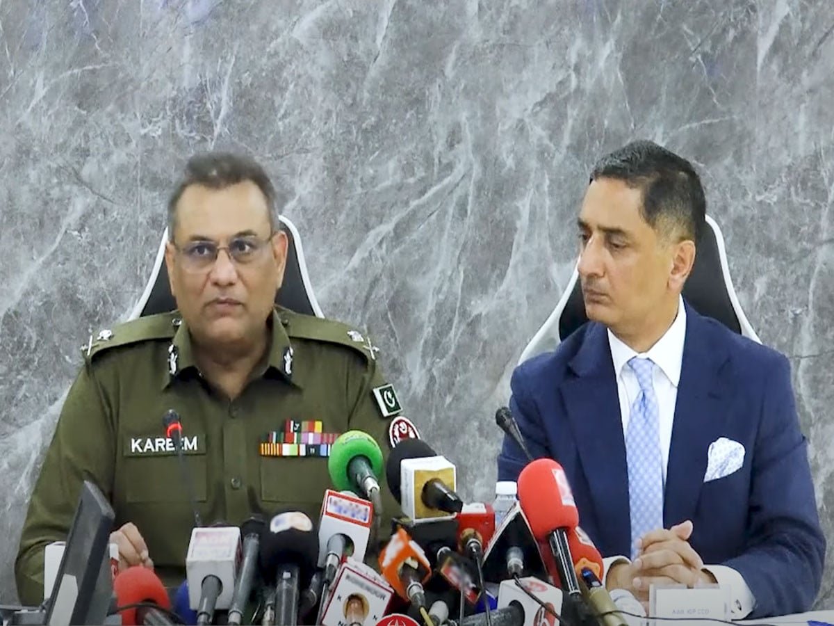 پنجاب پولیس، سی سی ڈی نے چکوال میں بچی پر فائرنگ کی ‘غلطی' تسلیم کرلی