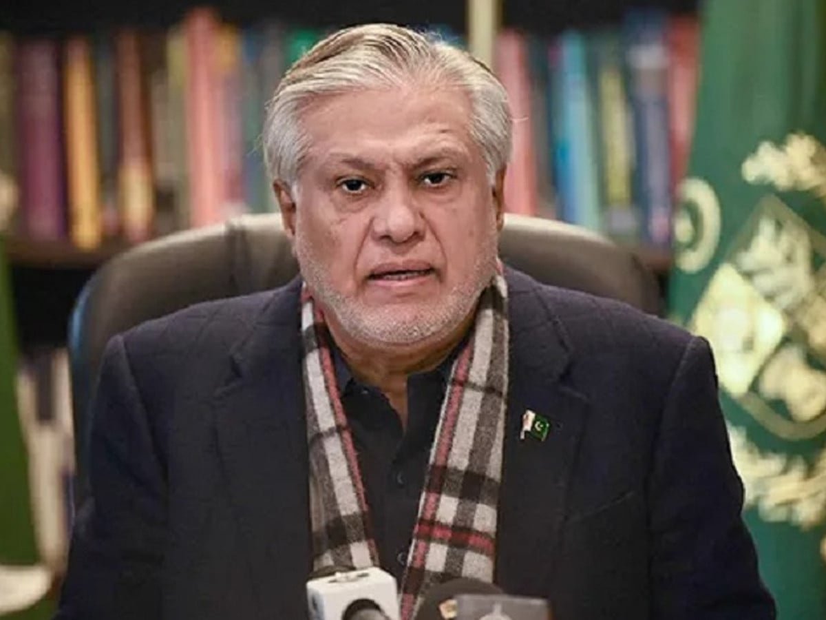 ایران یورینیم ملک سے باہر نہیں بھیجے گا بلکہ افزودگی کی سطح کم کرے گا، اسحاق ڈار