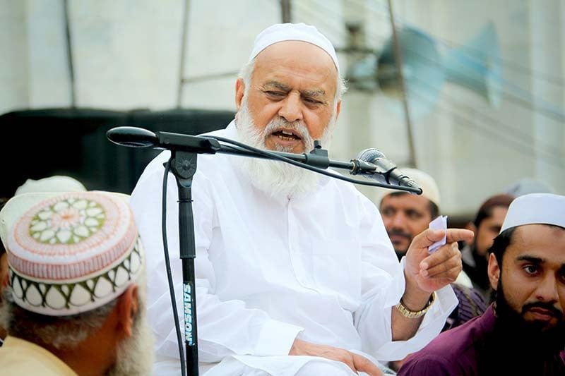 لاہور ممتاز عالم دین مفتی عبدالقیوم خان ہزاروی انتقال فرما گئے