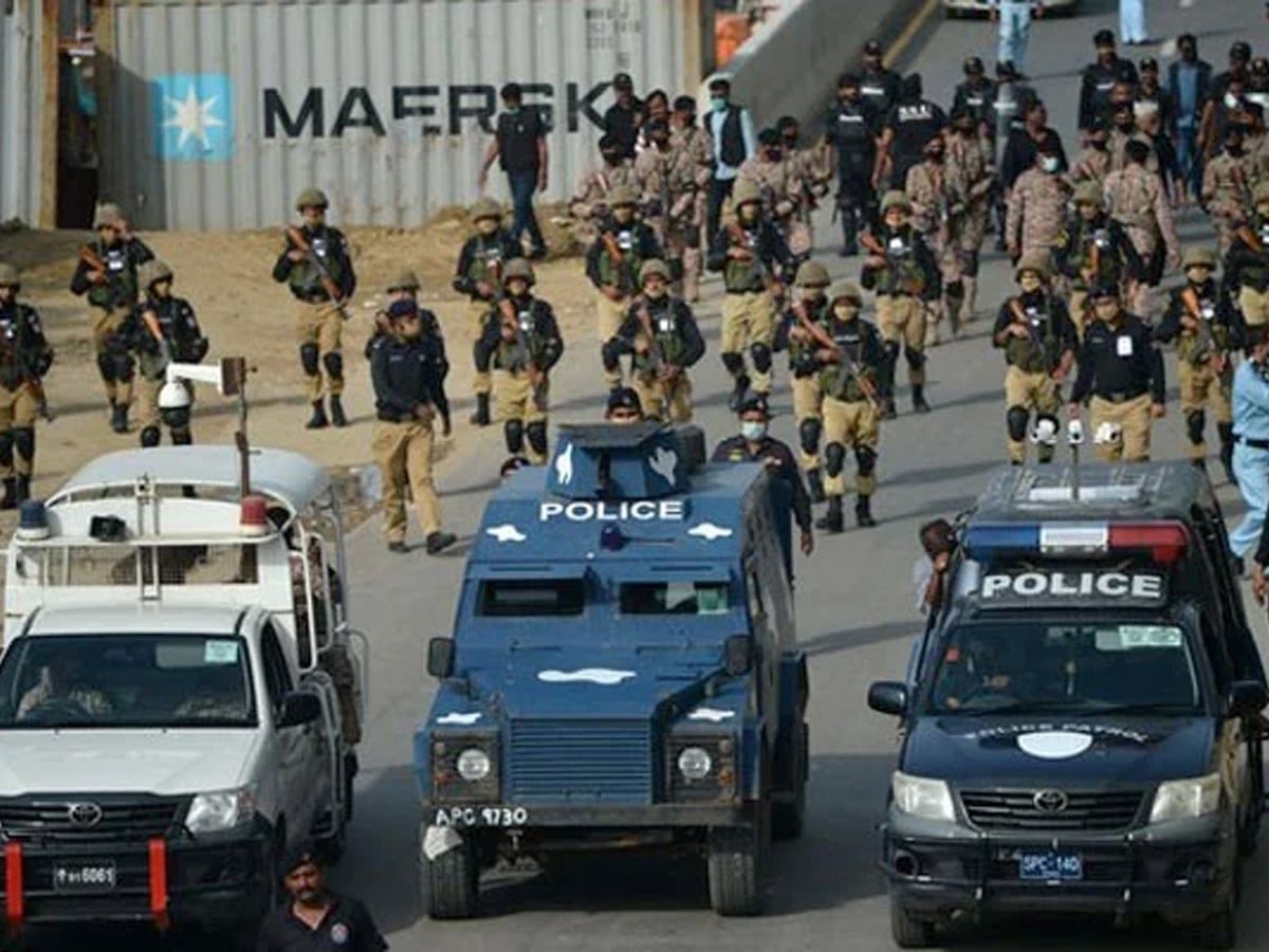 عاشورۂ محرم میں قیامِ امن؛ وزیراعظم اور وزیر داخلہ کا  سیکیورٹی اداروں کو خراجِ تحسین