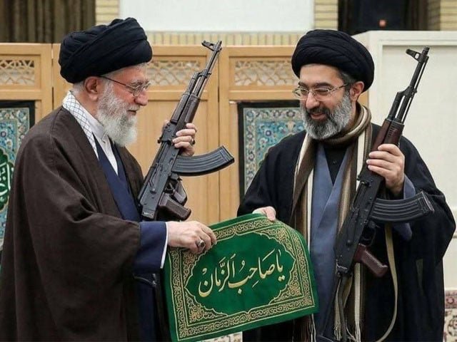 ایرانی سپریم لیڈر نے امریکا اور اسرائیل کو تاریخ کا ظالم ترین بادشاہ ’ضحاک‘ قرار دیدیا