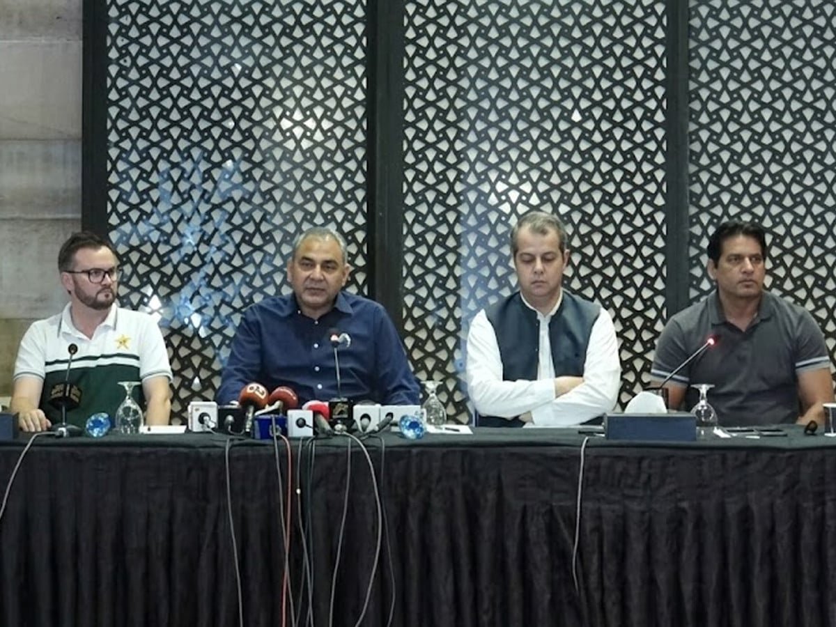 پی سی بی کا کرکٹرز کے سینٹرل کانٹریکٹس میں انقلابی تبدیلیوں کا اعلان