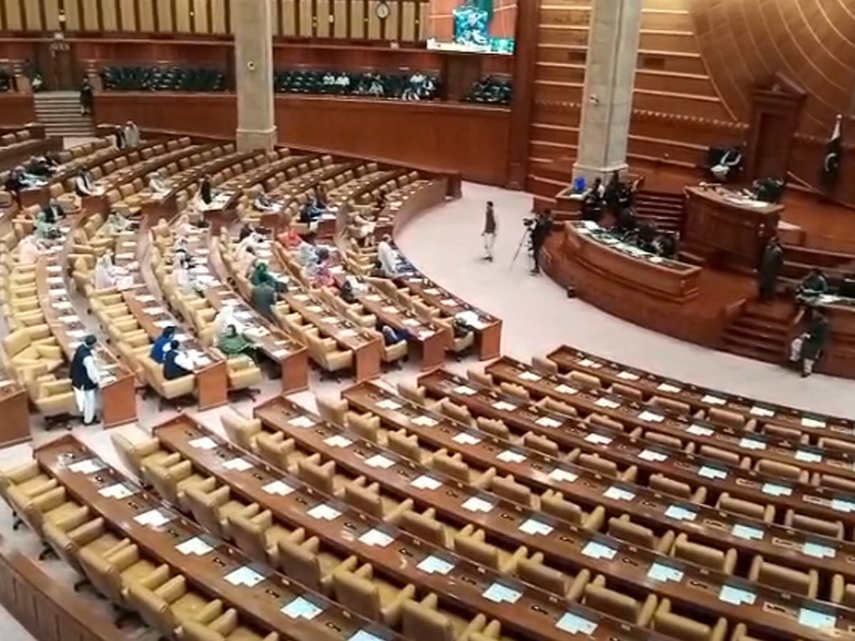 تحریک انصاف کا پنجاب اسمبلی کے بجٹ اجلاس میں شریک ہونے کا فیصلہ