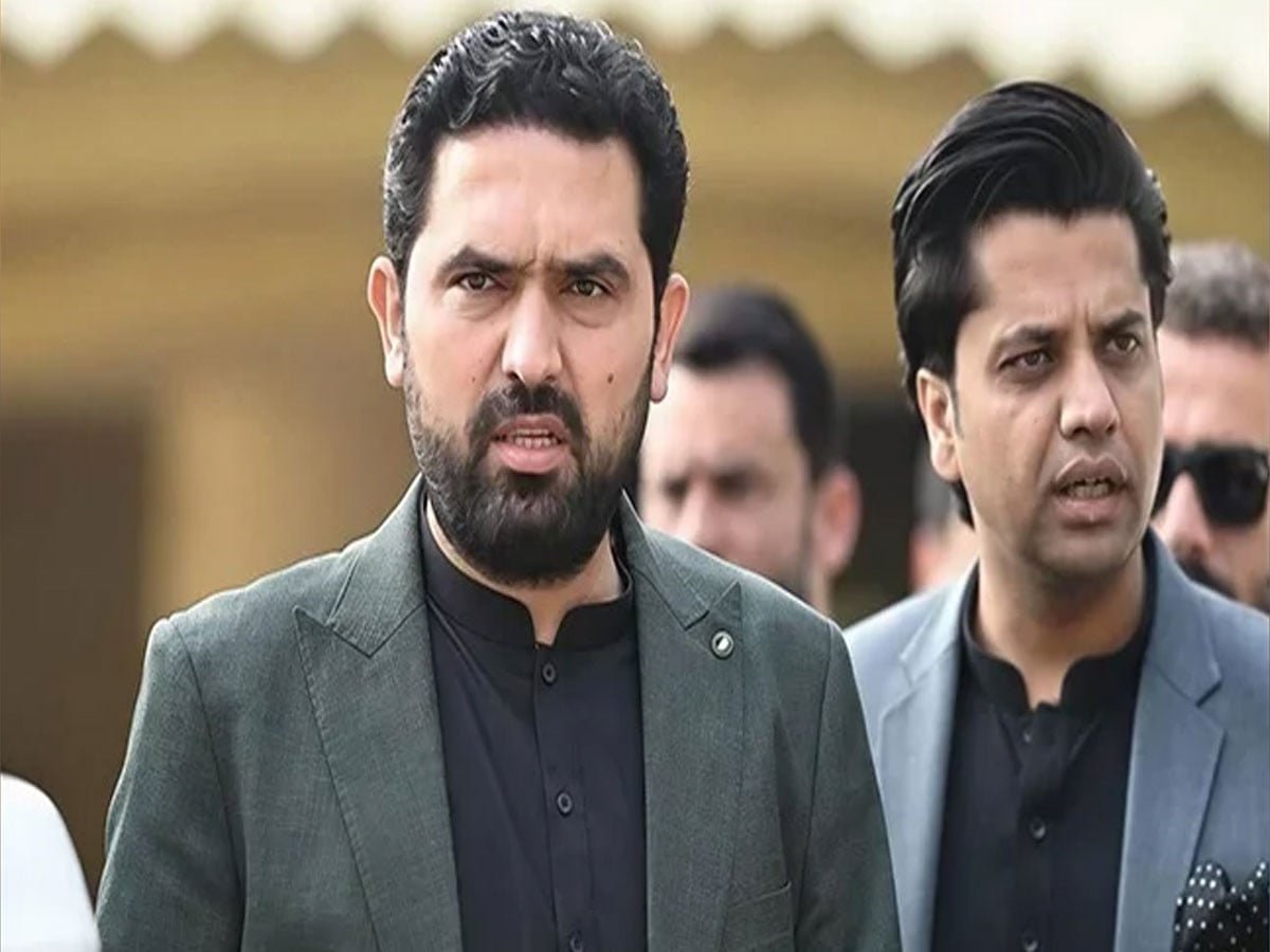 خیبرپختونخوا میں بدامنی، مہنگائی، کرپشن میں خطرناک اضافہ، عوام کی وزیراعلیٰ پر کڑی تنقید