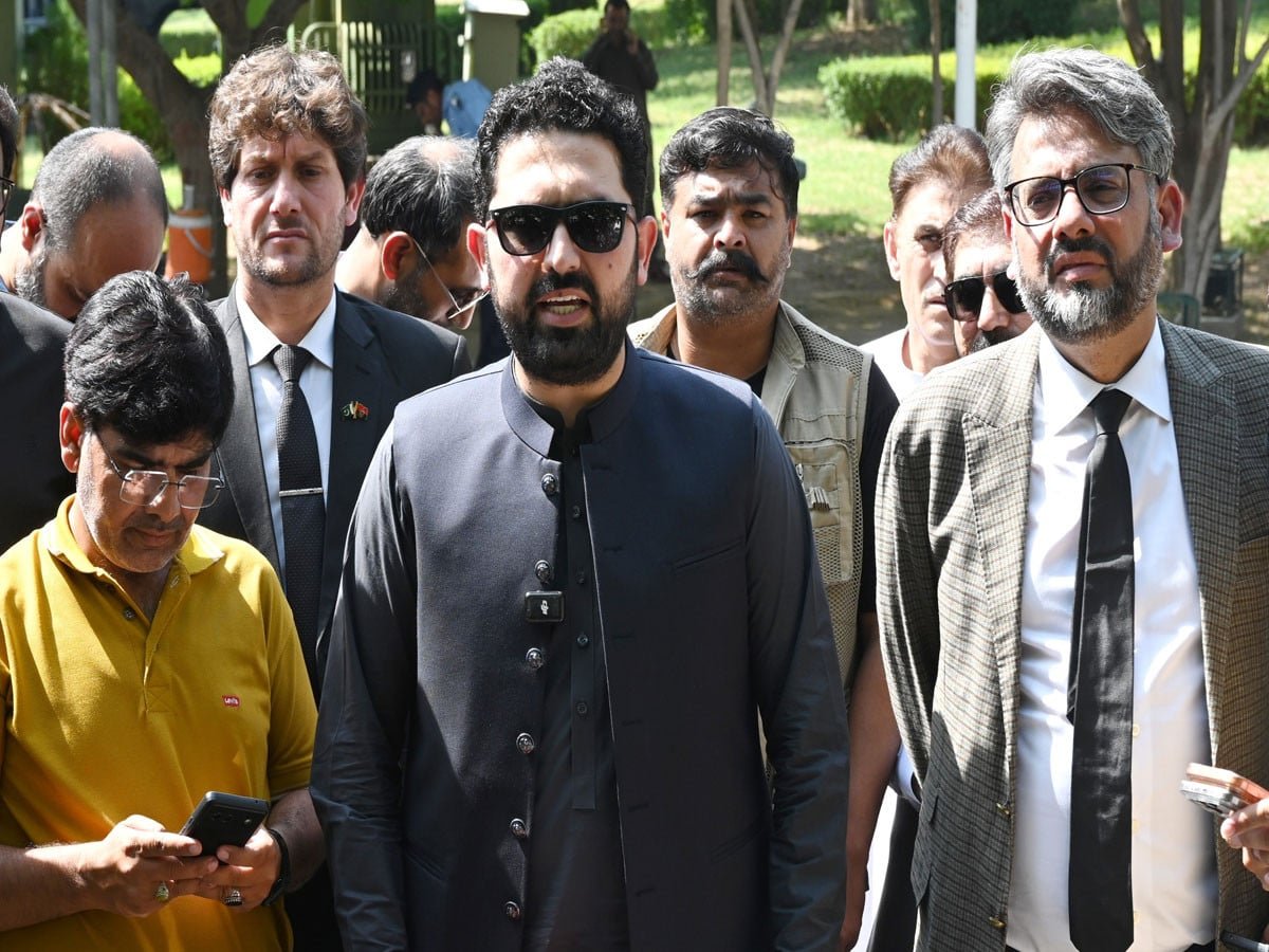 وزیراعظم نے این ایف سی ایوارڈ اپڈیٹ کرنے کی یقین دہانی کرادی ہے، وزیراعلیٰ خیبرپختونخوا