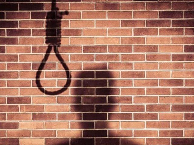 کراچی؛ بیوی کی ناراضگی پر شوہر نے پھندے سے لٹک کر جان دے دی