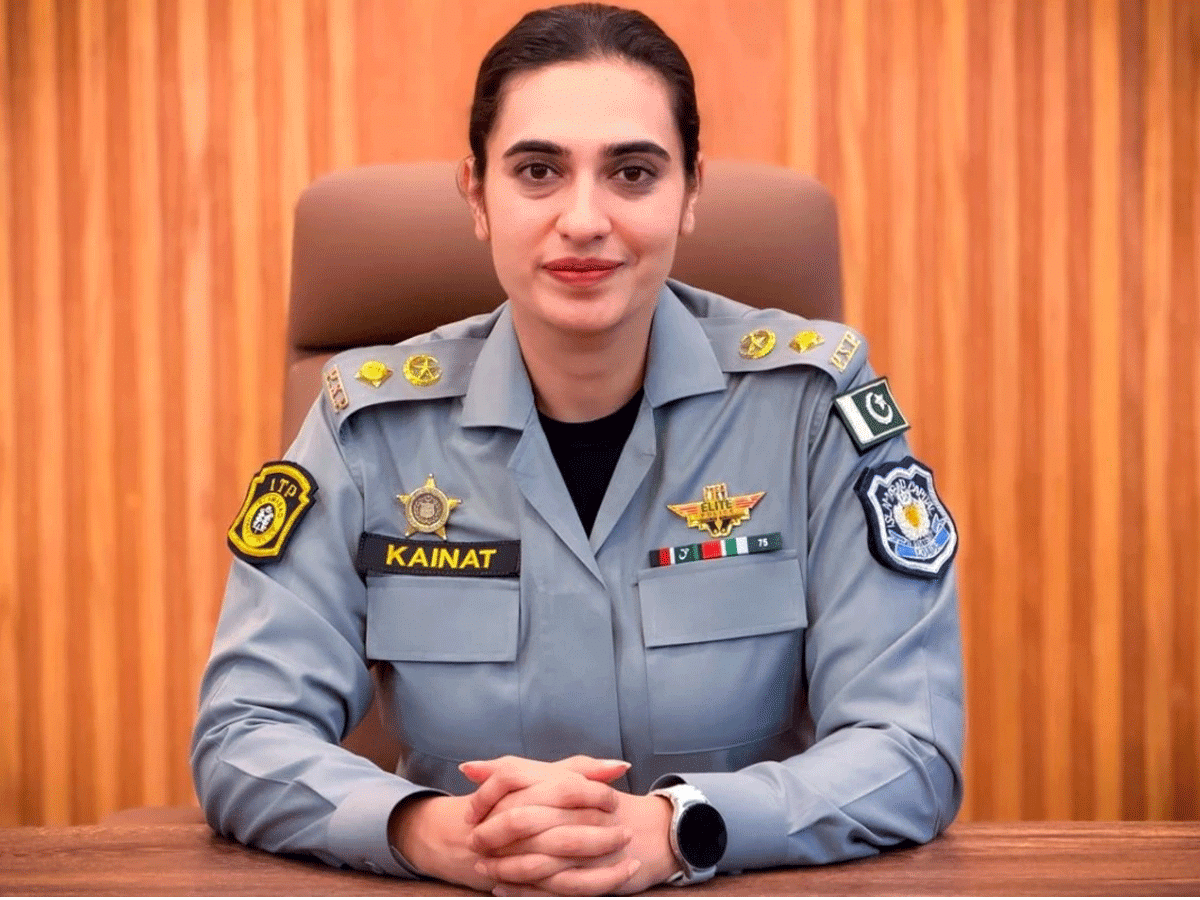 چیف ٹریفک آفیسر کائنات اظہر خان نے اپنے عہدے کا چارج سنبھال لیا