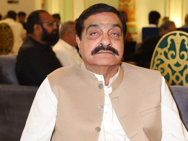 ڈیرے پر فائرنگ سے4 افراد قتل، اپم پی اے کرنل (ر) سردار ایوب سمیت3 افراد شدید زخمی، مریم نواز کا نوٹس