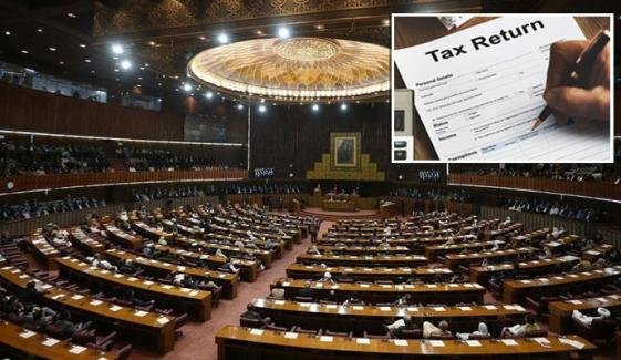 قائمہ کمیٹی اجلاس، انکم ٹیکس ریٹرنز صرف الیکٹرانک ذرائع سے جمع کروانے کی تجویز منظور