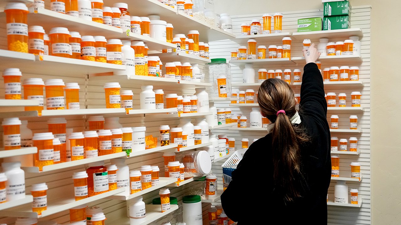 US shoulders disproportionate cost of new medications, report finds